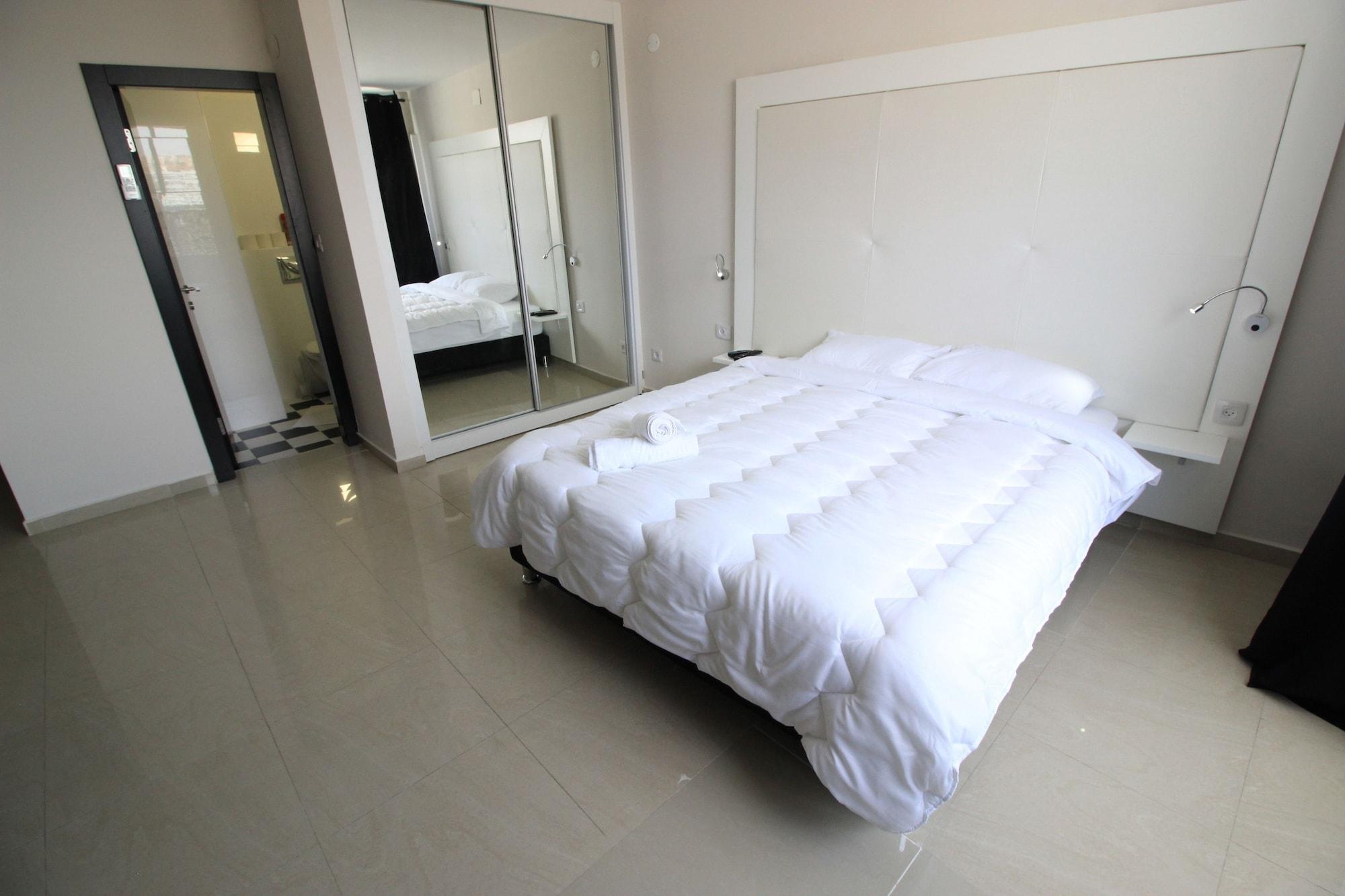 Rich Royal Suites Eilat Exterior foto